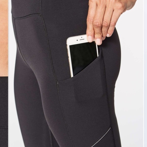 Lululemon Speed Up Crop Black Size 6 - Picture 6 of 11